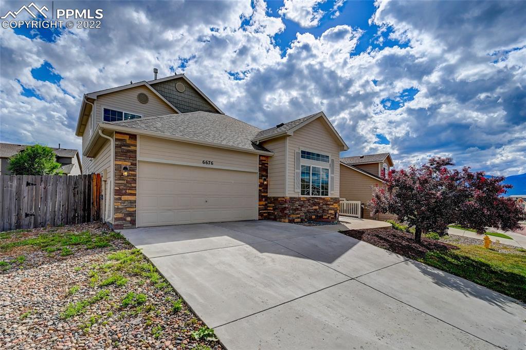 6676 Passing Sky Dr., Colorado Springs, CO 80911