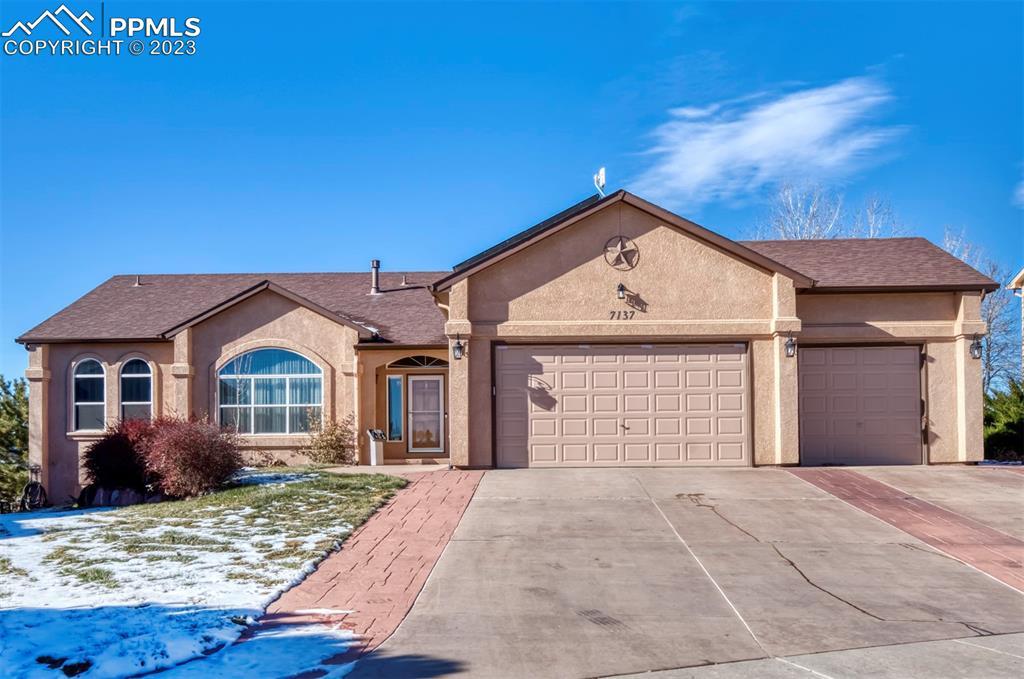 7137 Appletree Loop, Colorado Springs, CO 80925