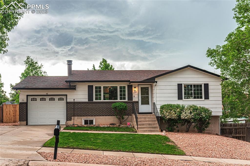 403 Maplewood Dr., Colorado Springs, CO 80907
