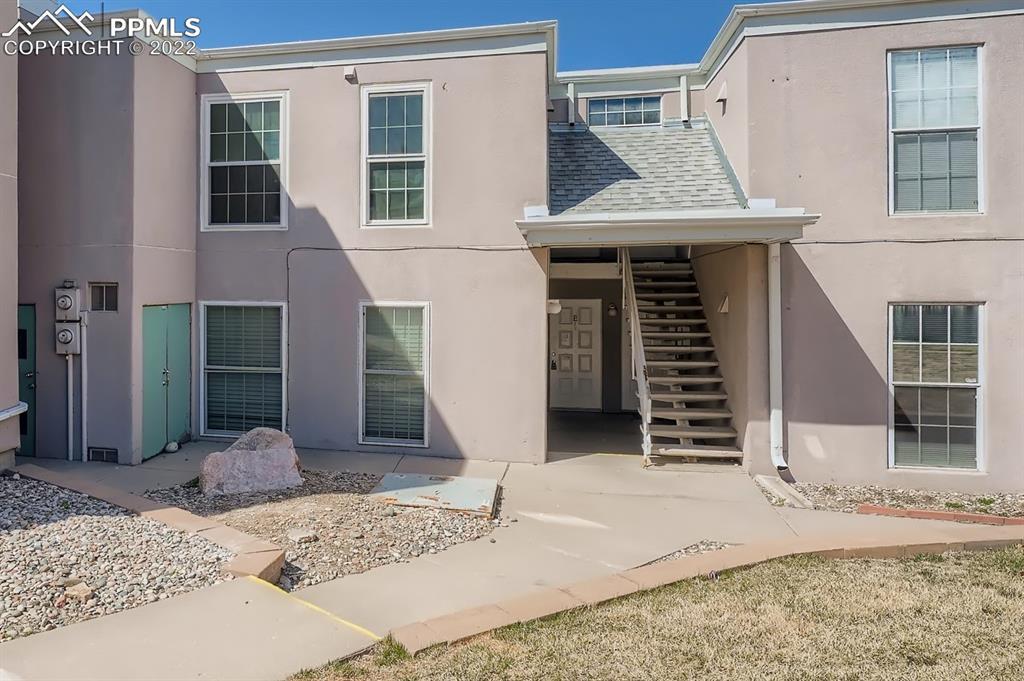 3220 Van Teylingen Dr. #E, Colorado Springs, CO 80917