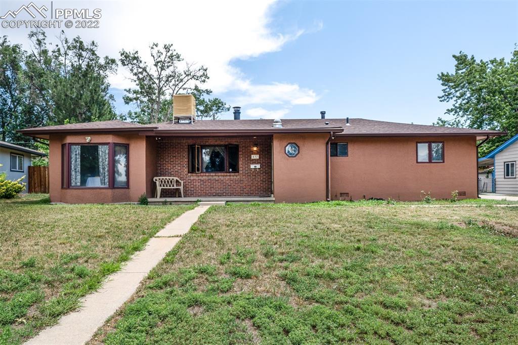 537 Chatfield Dr., Colorado Springs, CO 80911