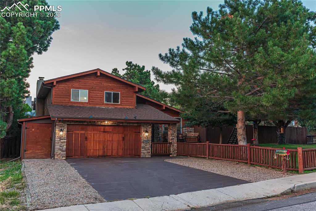 3080 Squaw Valley Dr., Colorado Springs, CO 80918