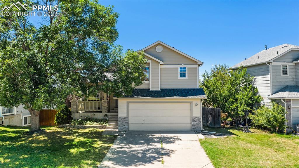 6034 Oakwood Blvd., Colorado Springs, CO 80923