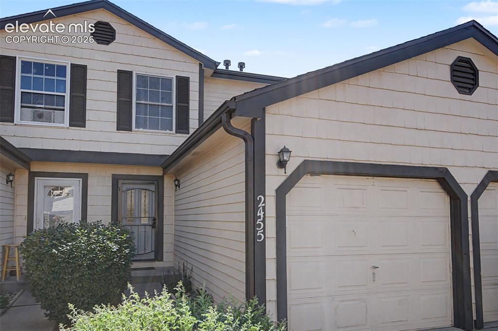 2455 Lexington Village Ln., Colorado Springs, CO 80916
