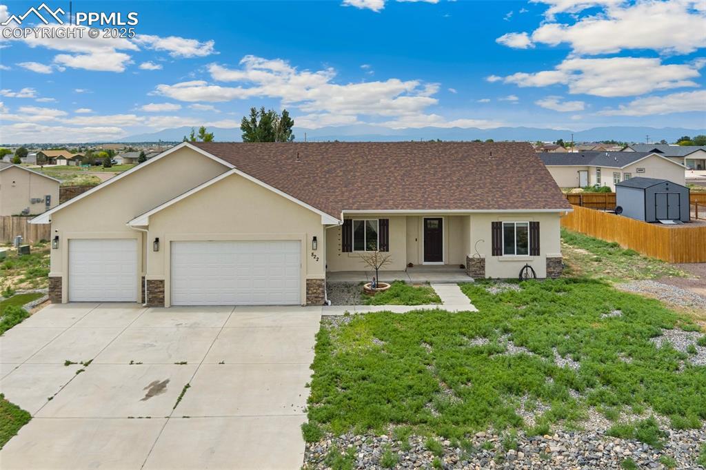 822 E Cabaret Dr., Pueblo West, CO 81007
