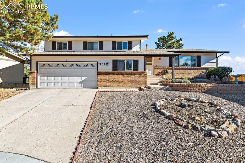 2909 Escapardo Pl., Colorado Springs, CO 80917