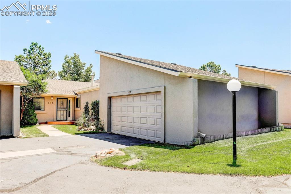 356 Blue Windsor Ln., Colorado Springs, CO 80906