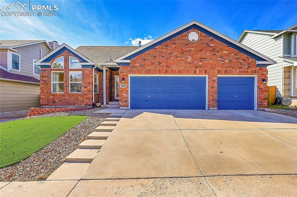 2930 Helmsdale Dr., Colorado Springs, CO 80920