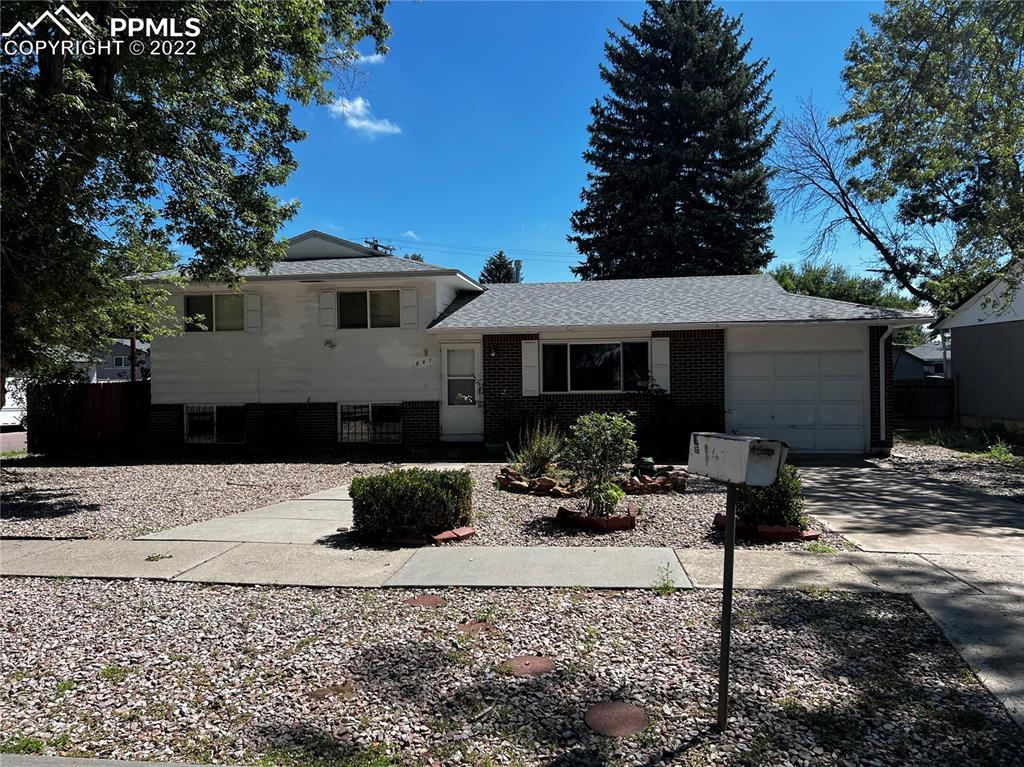 847 Kingsley Dr., Colorado Springs, CO 80909
