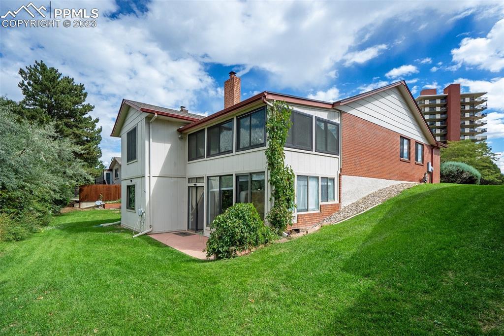 528 Lakewood Cir., Colorado Springs, CO 80910