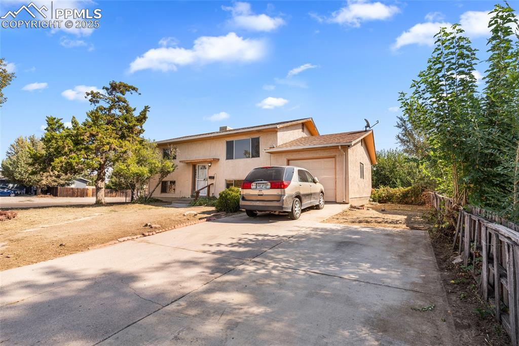 2602 Ridgewood Ln., Pueblo, CO 81005