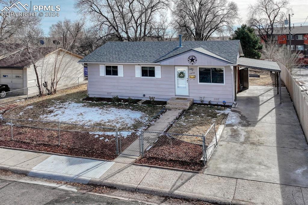 1825 Whitman Rd., Colorado Springs, CO 80910