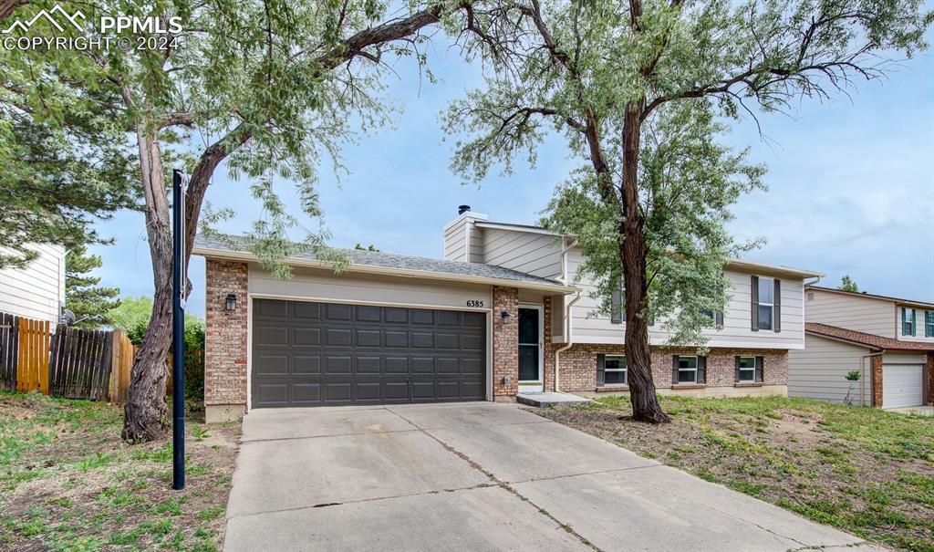 6385 Cripple Creek Ln., Colorado Springs, CO 80919