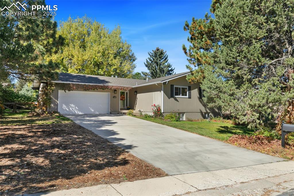 3680 E Wade Ln., Colorado Springs, CO 80917