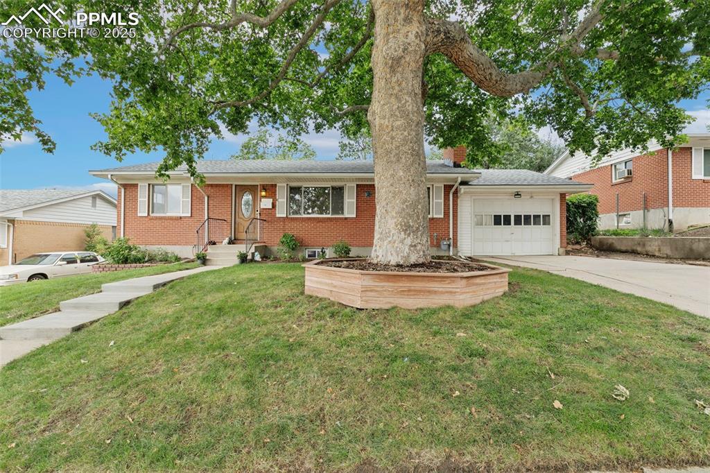 18 N Garland Ave., Colorado Springs, CO 80909