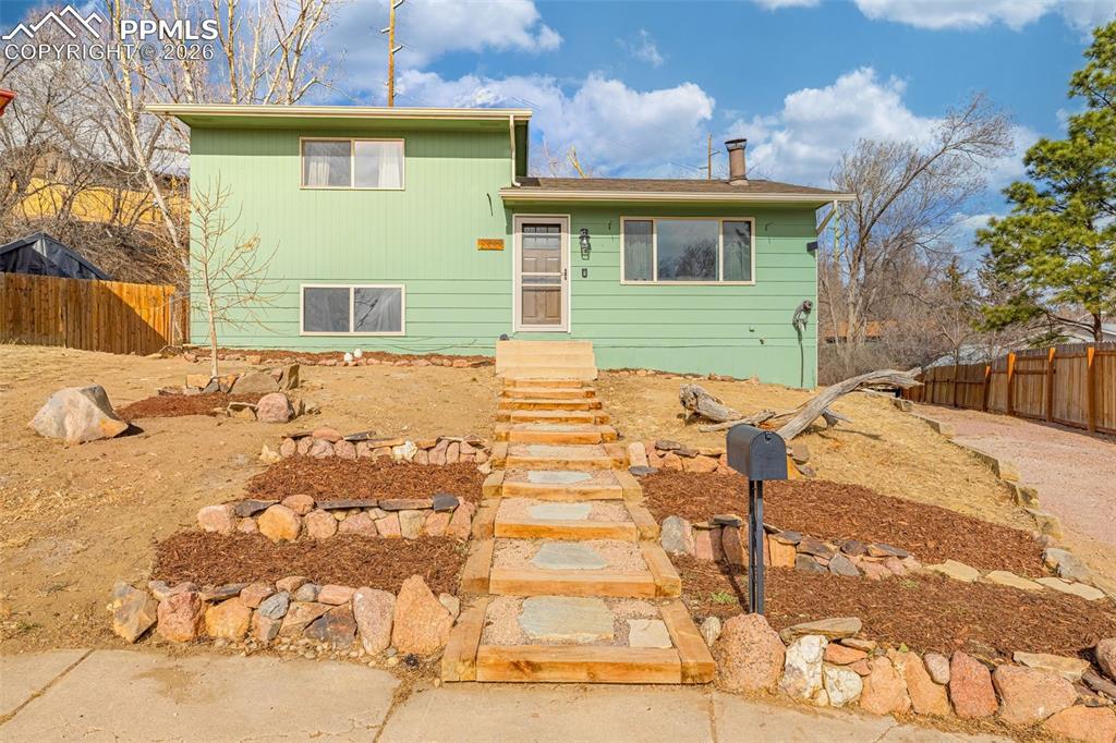 2552 Launcelot Ct., Colorado Springs, CO 80904