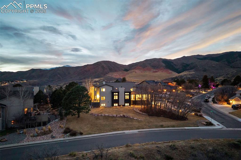 1915 Hunters Point Ln., Colorado Springs, CO 80919