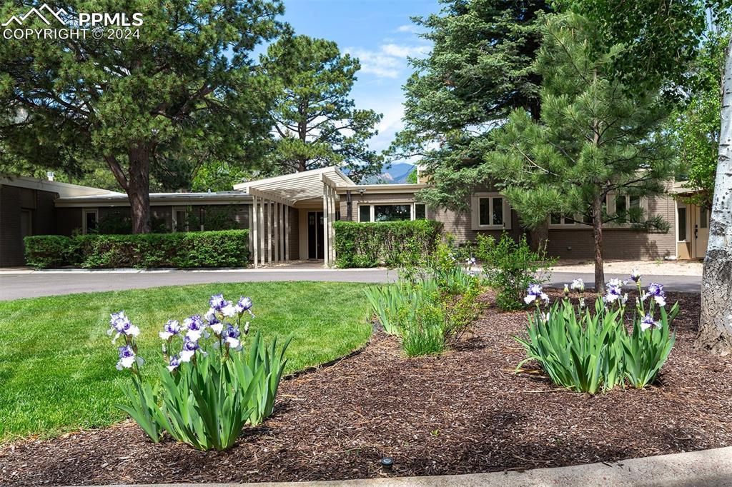 59 Marland Rd., Colorado Springs, CO 80906