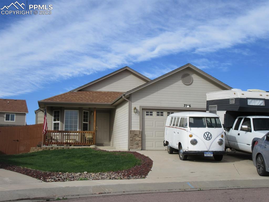 7516 Silver Bow Dr., Colorado Springs, CO 80925
