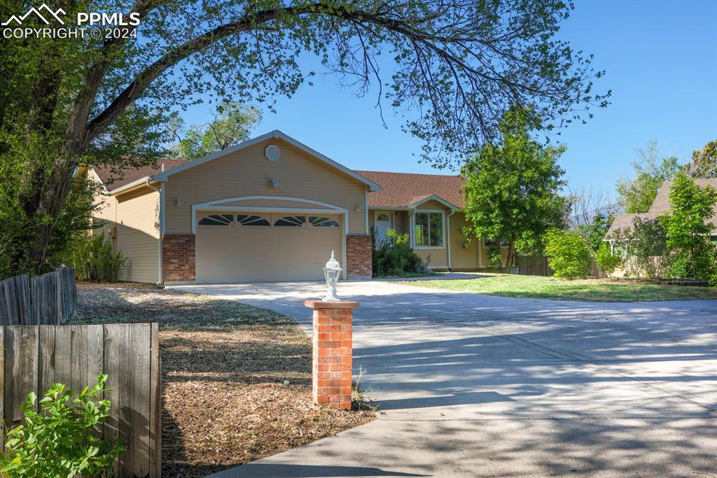 1505 Mount View Ln., Colorado Springs, CO 80907