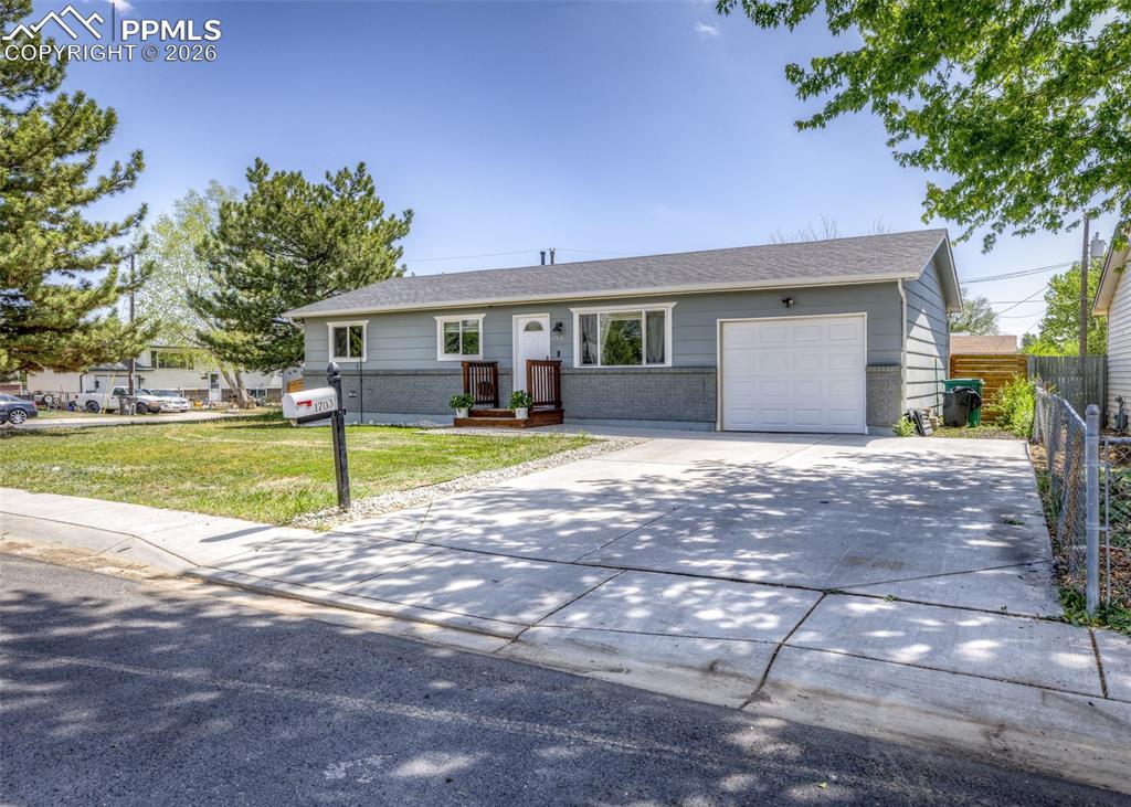 1703 Harrow Rd., Colorado Springs, CO 80906
