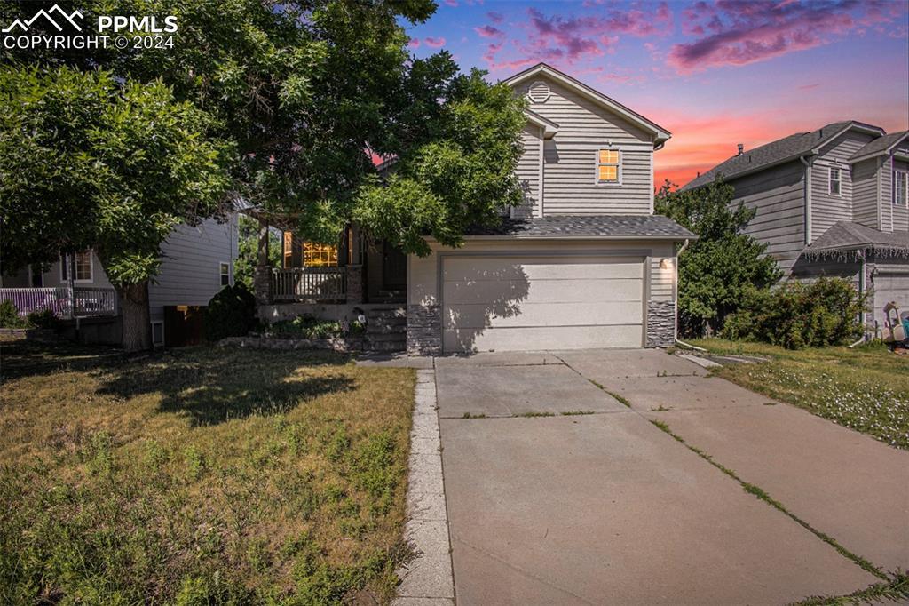 6034 Oakwood Blvd., Colorado Springs, CO 80923