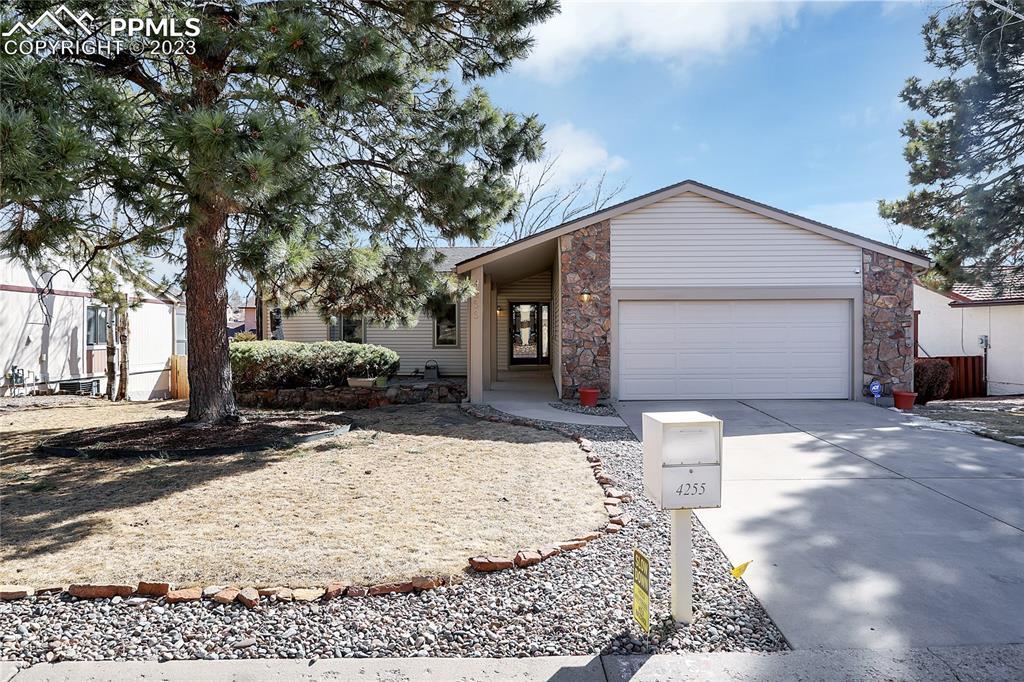 4255 Brigadoon Ln., Colorado Springs, CO 80909