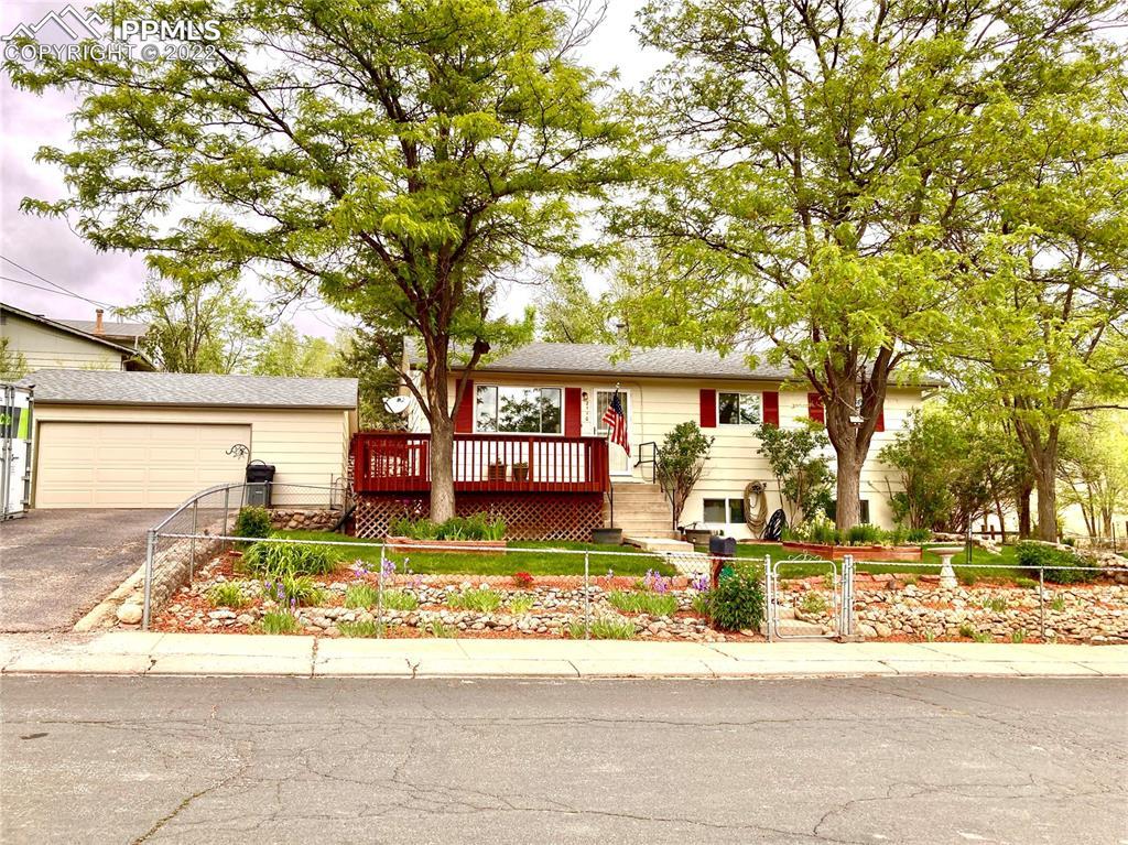 2110 Arrow Ct., Colorado Springs, CO 80904