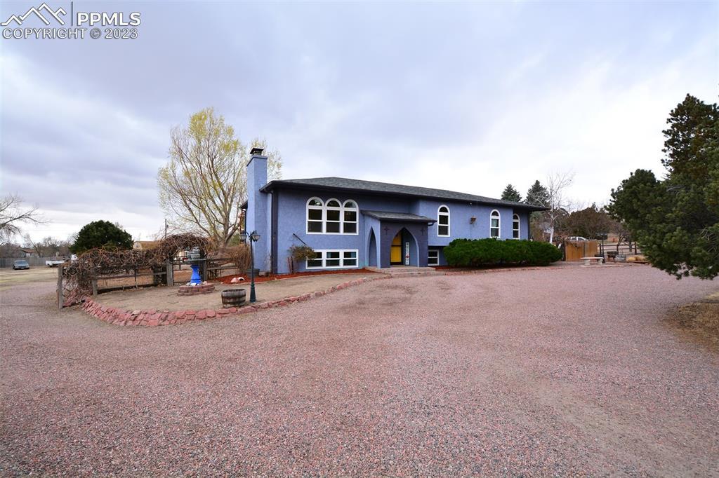 5527 Constitution Ct., Colorado Springs, CO 80915