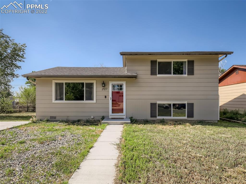 2127 Doniphan Dr., Colorado Springs, CO 80910