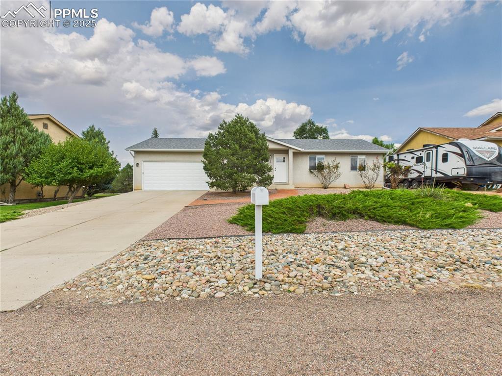 782 S Mccoy Dr., Pueblo West, CO 81007