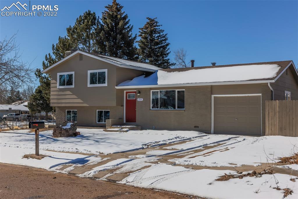 2919 Flintridge Way, Colorado Springs, CO 80918