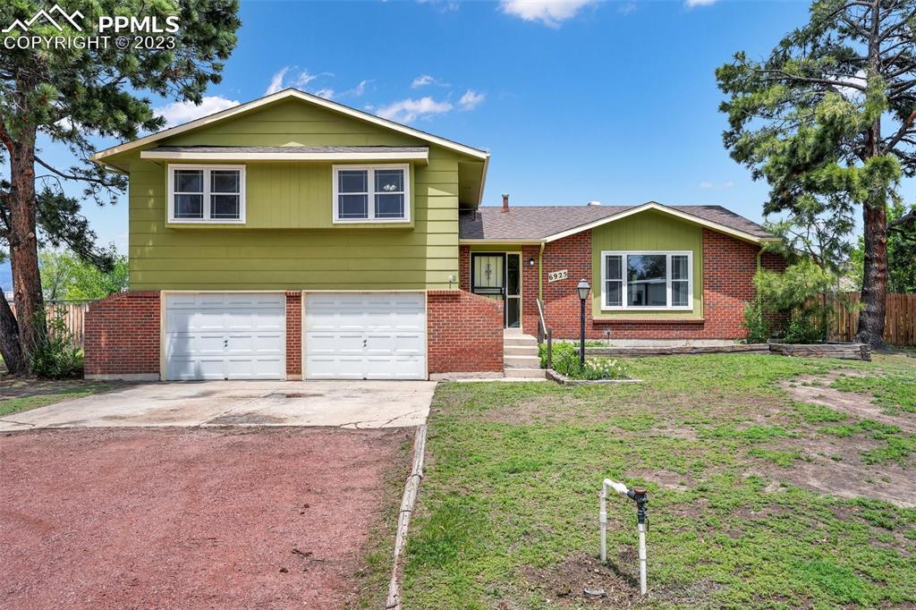 6925 Heatherwood Cir., Colorado Springs, CO 80918