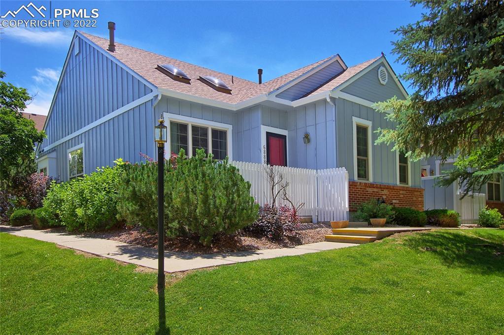 6888 Los Reyes Cir., Colorado Springs, CO 80918