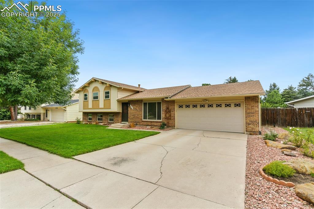 6550 Turret Dr., Colorado Springs, CO 80918