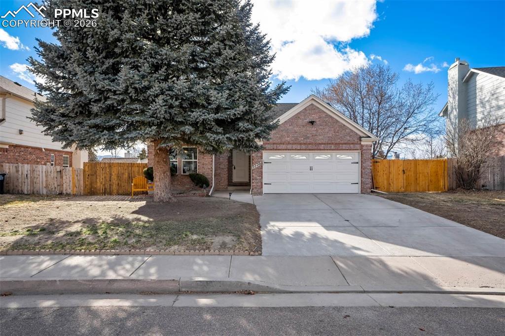 2720 Leoti Dr., Colorado Springs, CO 80922