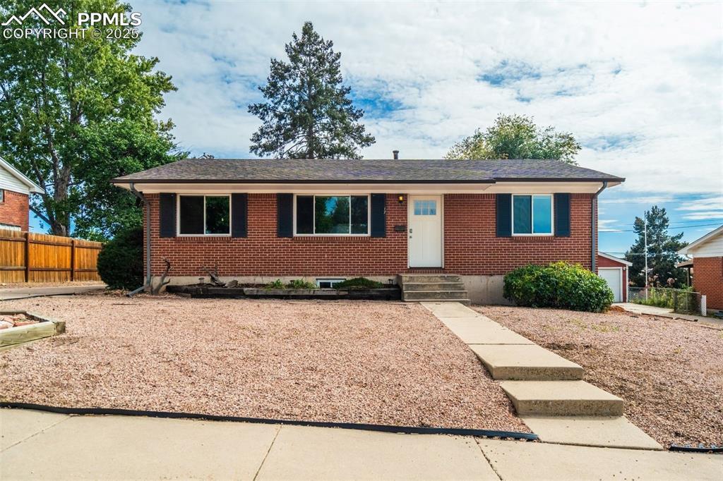 17 N Garland Ave., Colorado Springs, CO 80918