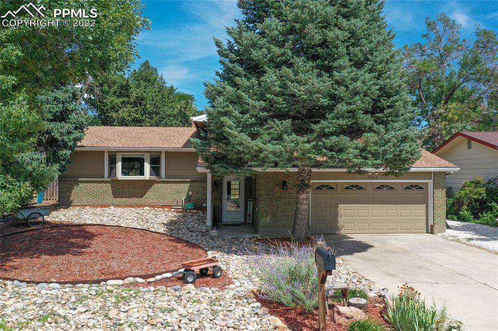 4865 Santiago Way, Colorado Springs, CO 80917
