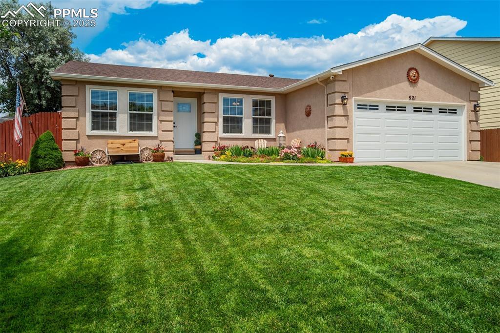 921 Lake Ave., Fountain, CO 80817