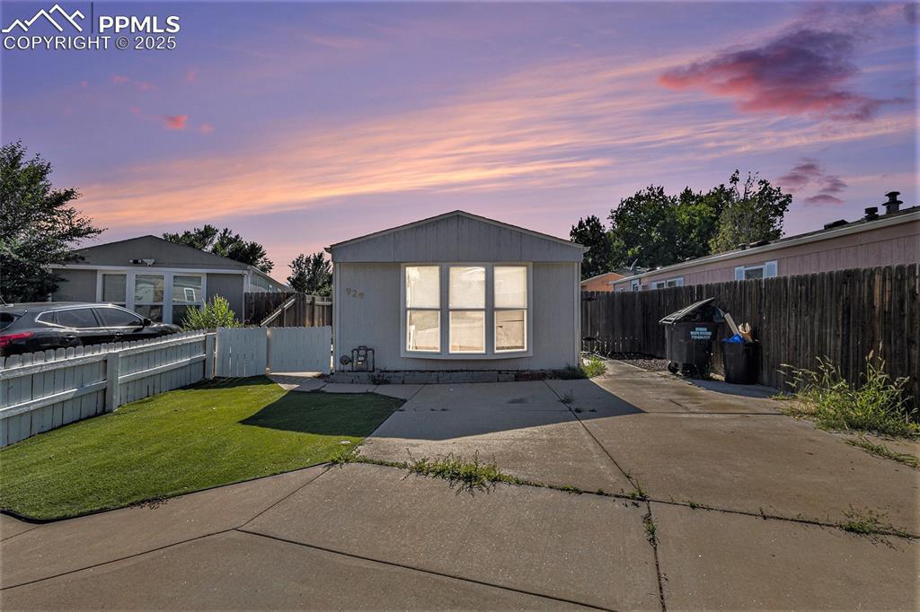 929 Desert Cir., Fountain, CO 80817