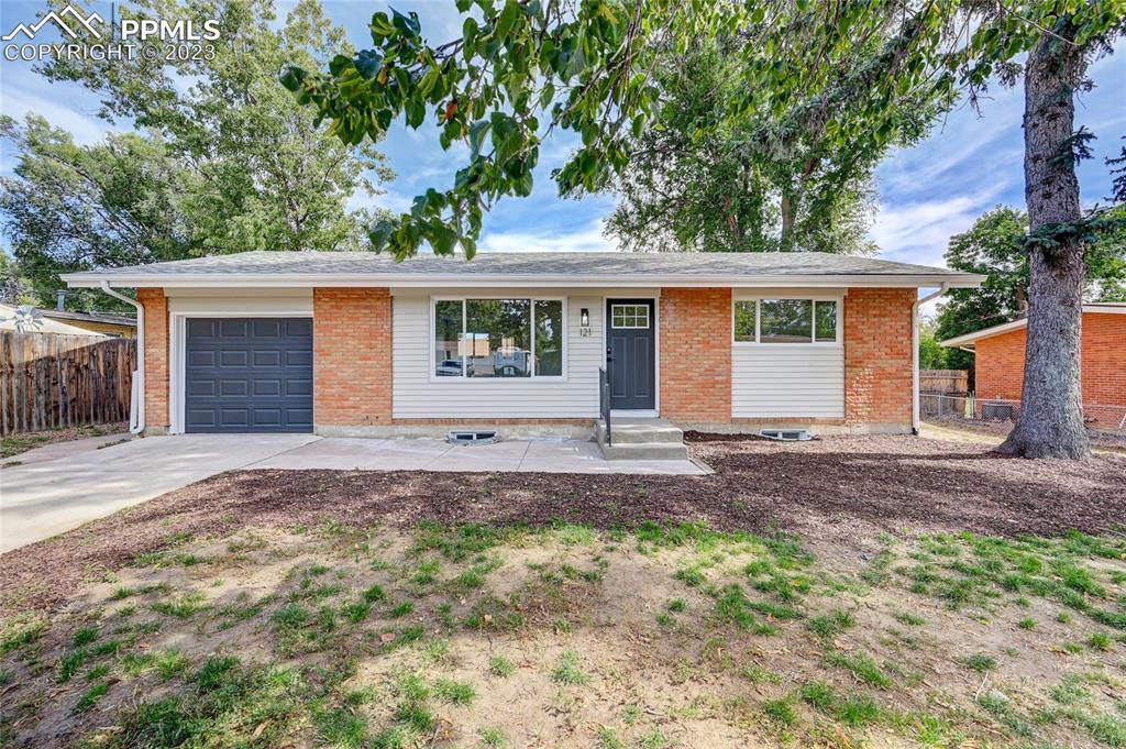 121 Cornell St., Colorado Springs, CO 80911