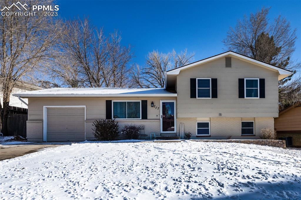 717 Andover St., Colorado Springs, CO 80911