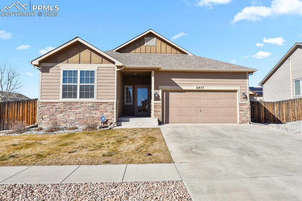 6877 Red Cardinal Loop, Colorado Springs, CO 80908