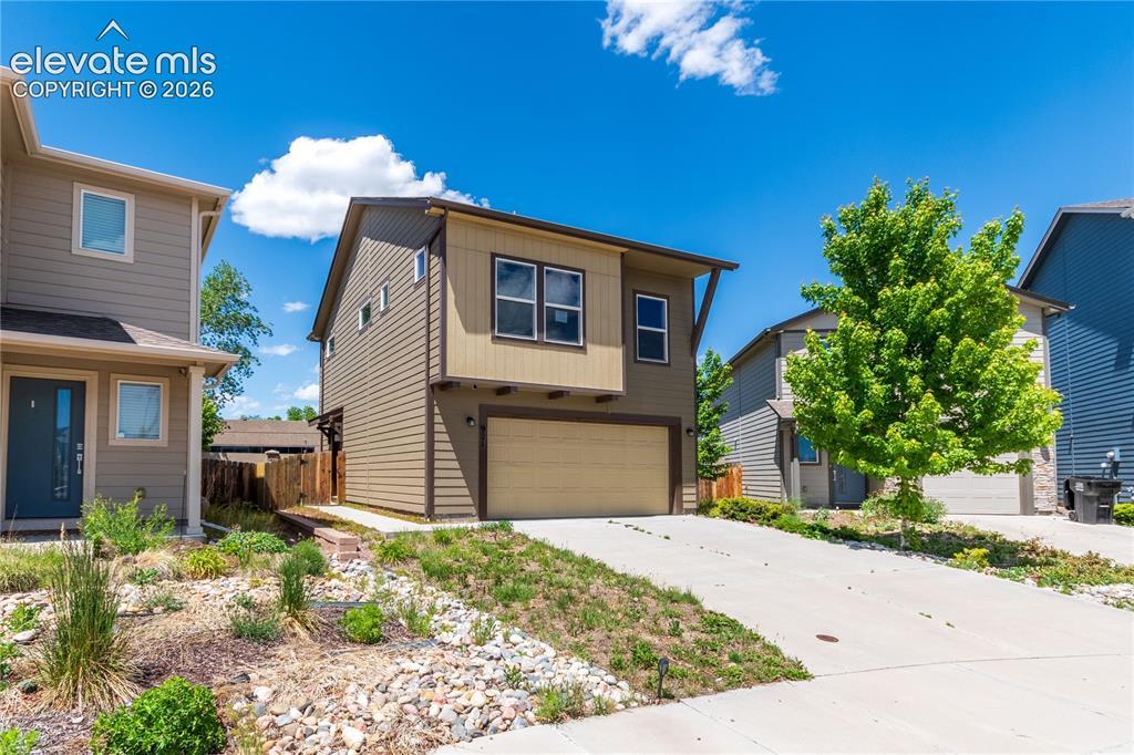 921 Grissom Dr., Colorado Springs, CO 80915