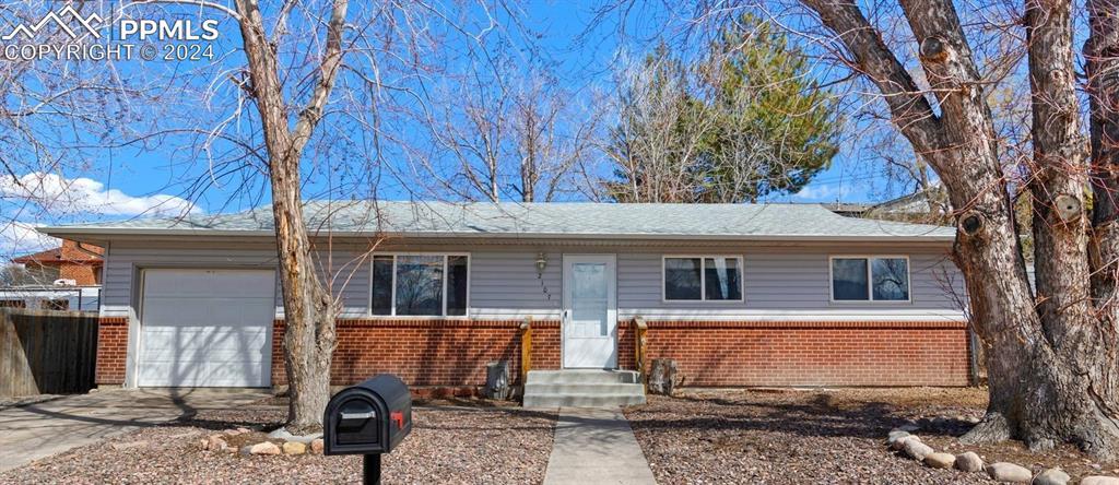 2107 Kensing Cir., Colorado Springs, CO 80910