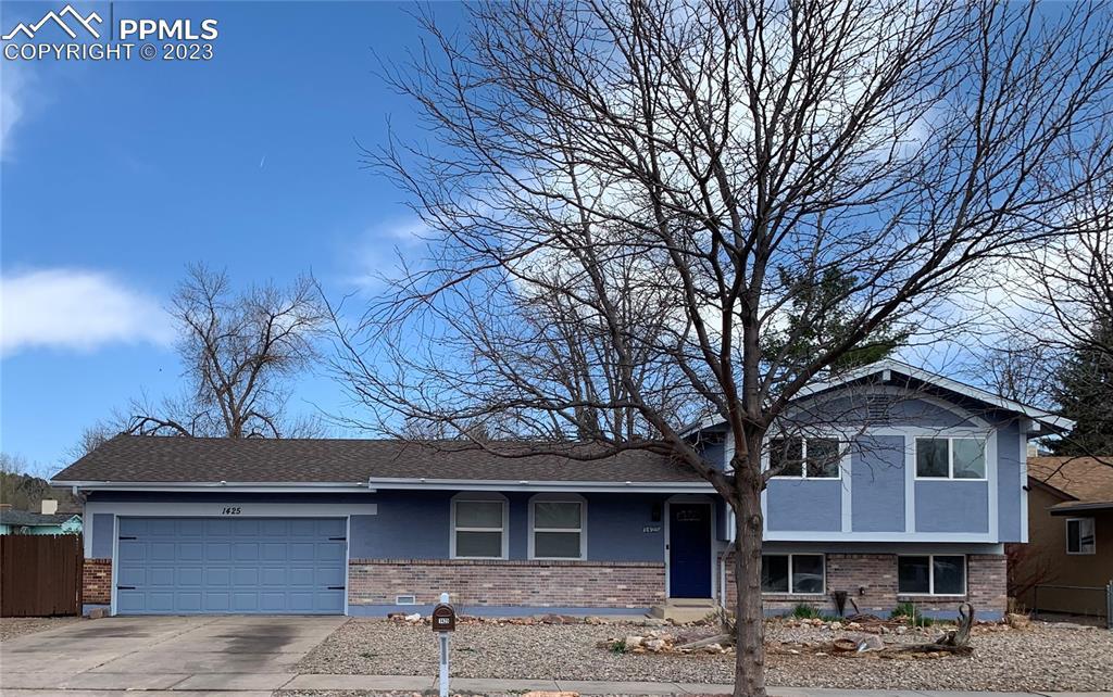 1425 Sanderson Ave., Colorado Springs, CO 80915