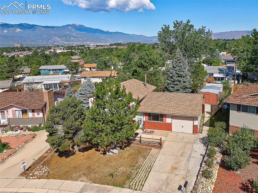 318 Kenwood Cir., Colorado Springs, CO 80910