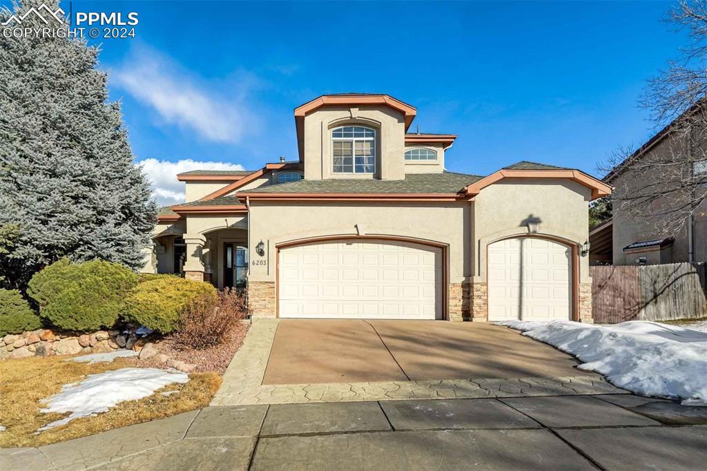 6203 Soaring Dr., Colorado Springs, CO 80918