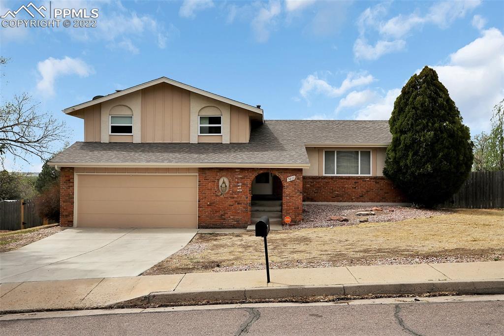 5011 Alteza Dr., Colorado Springs, CO 80917