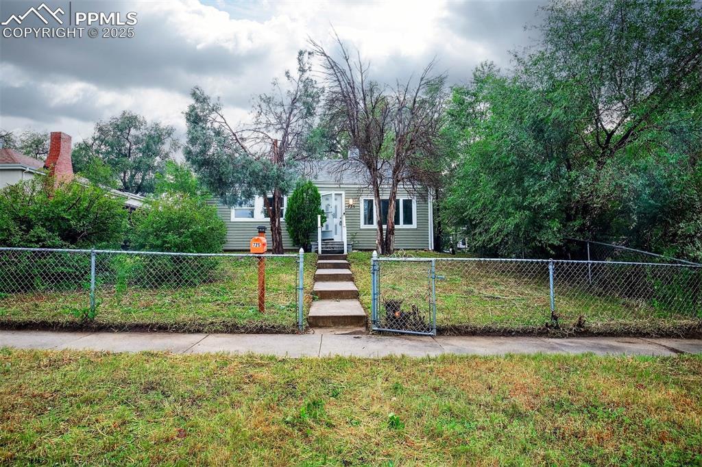 725 E Las Animas St., Colorado Springs, CO 80903